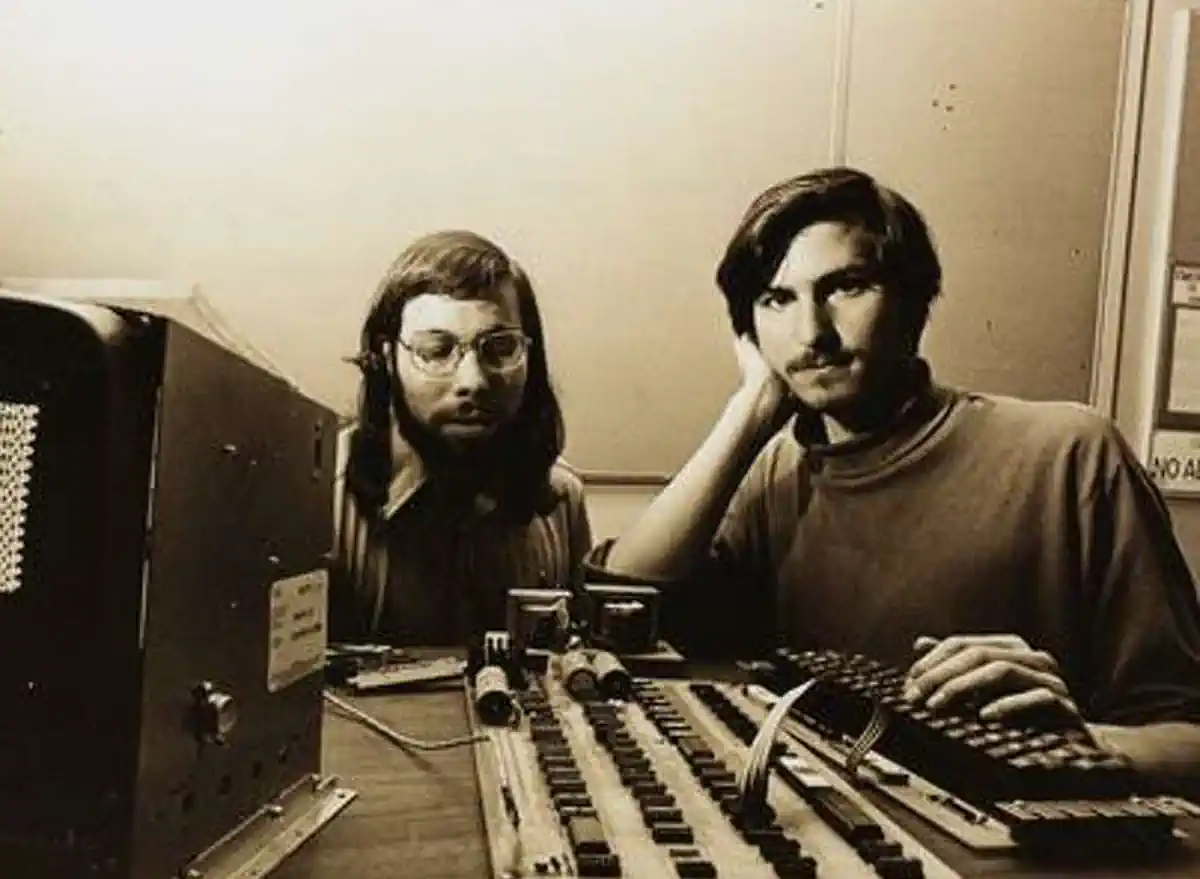 A young Steve Jobs and Steve Wozniak, who built and sold blue boxes as phone phreakers